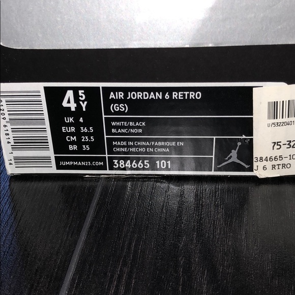 Jordan 6 Retro Oreos - Picture 3 of 6